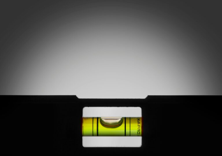 Nivel, la herramienta para la precisión